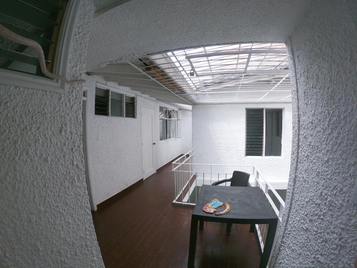 Le VI Hostal メデジン エクステリア 写真
